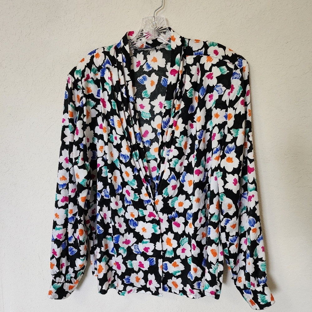 ✨️Neon Floral Blouse